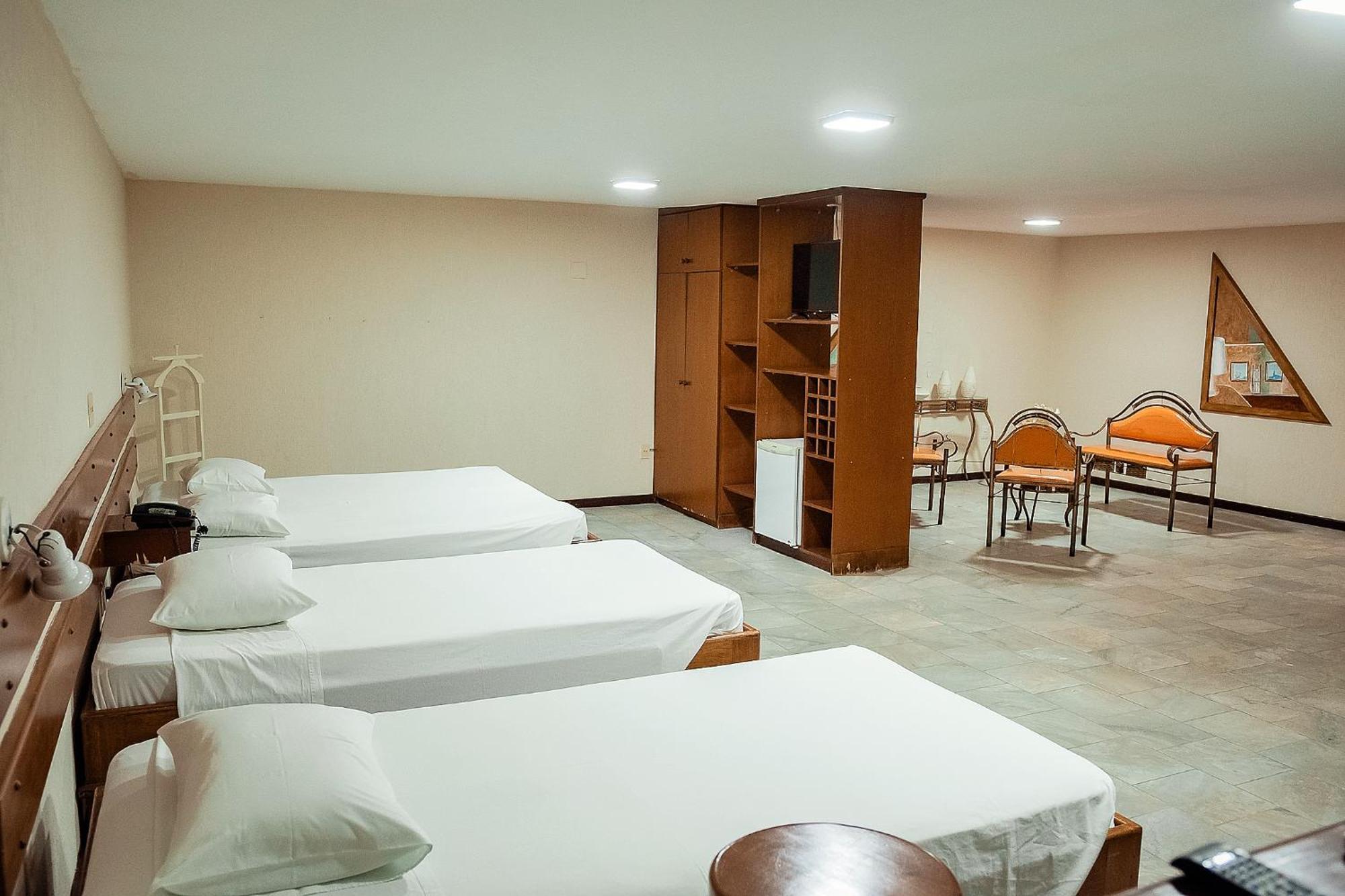 Sakr Hotel Penápolis المظهر الخارجي الصورة