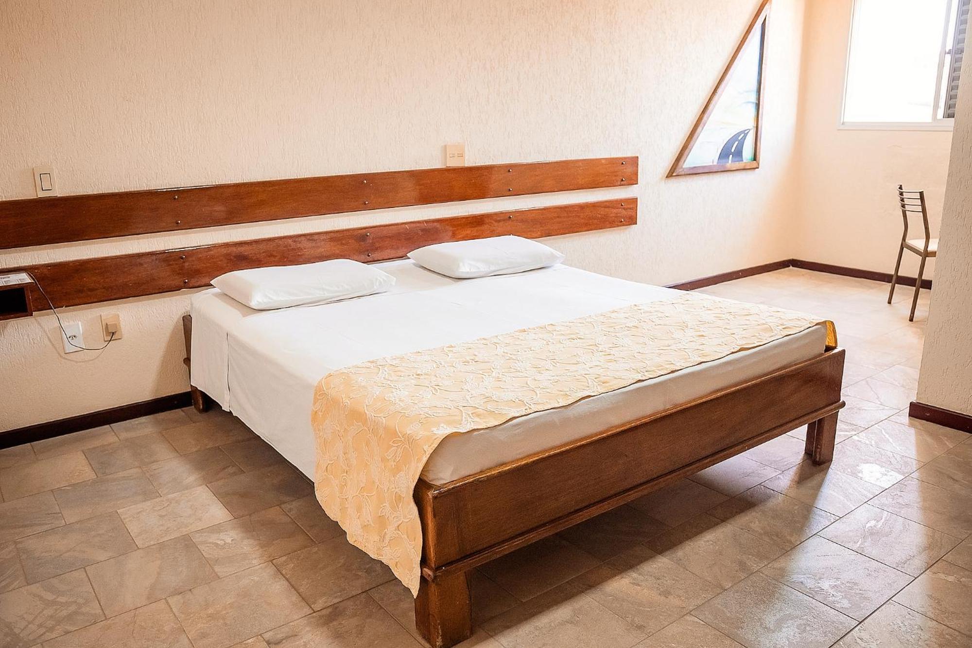 Sakr Hotel Penápolis المظهر الخارجي الصورة