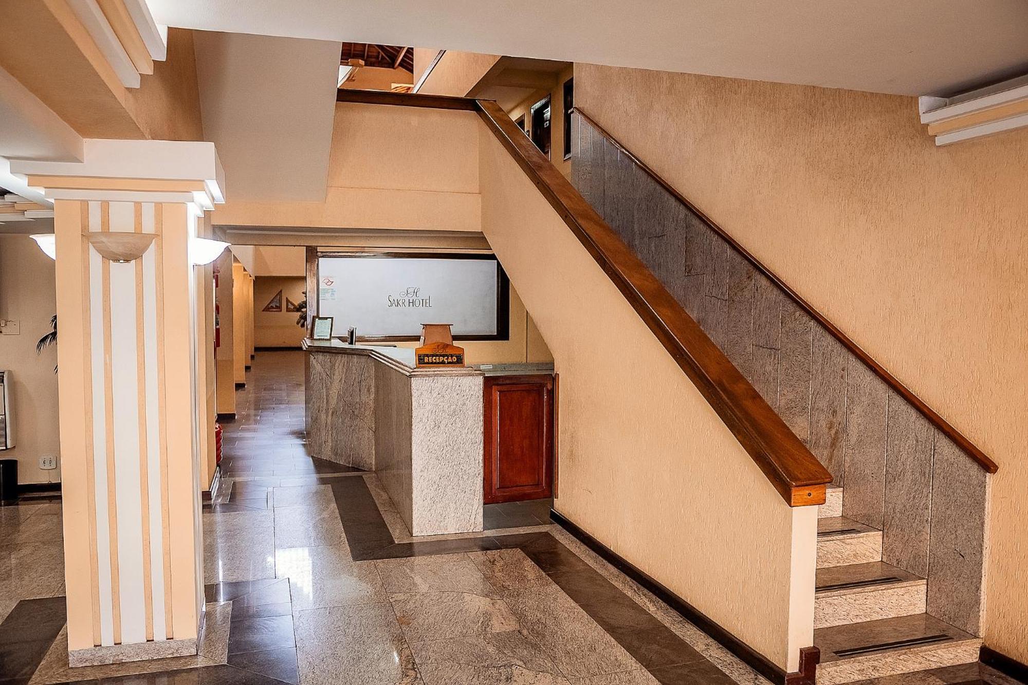 Sakr Hotel Penápolis المظهر الخارجي الصورة